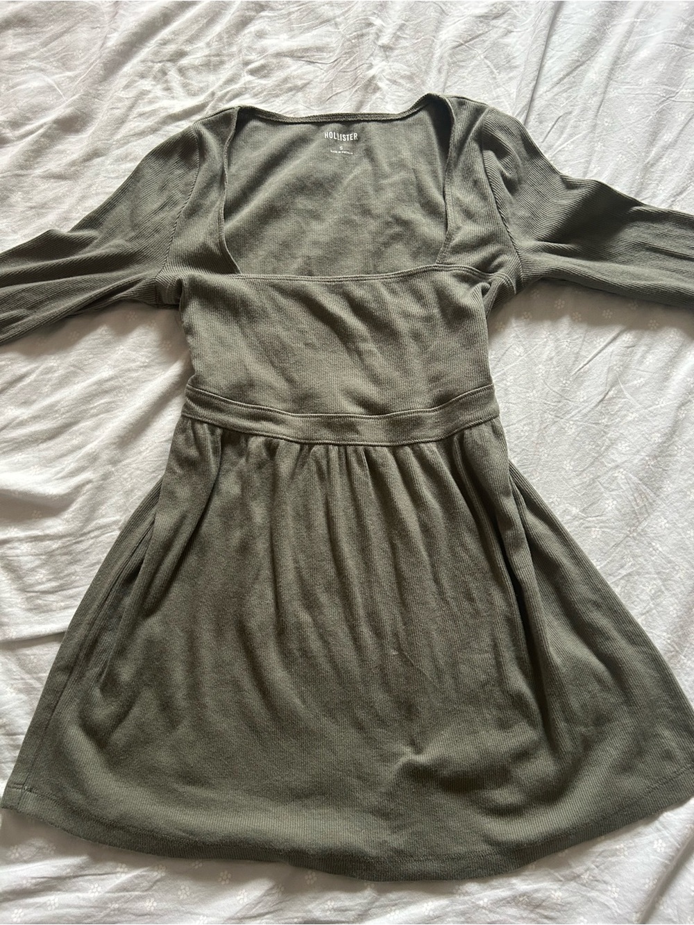 Hollister Olive green Scoop Neck Long Sleeve babydoll top
